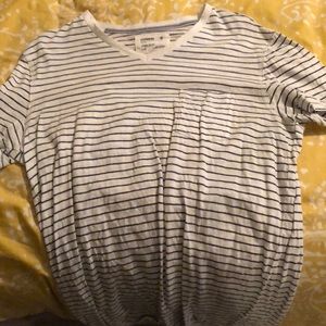 Express v neck T shirt (Size Large)